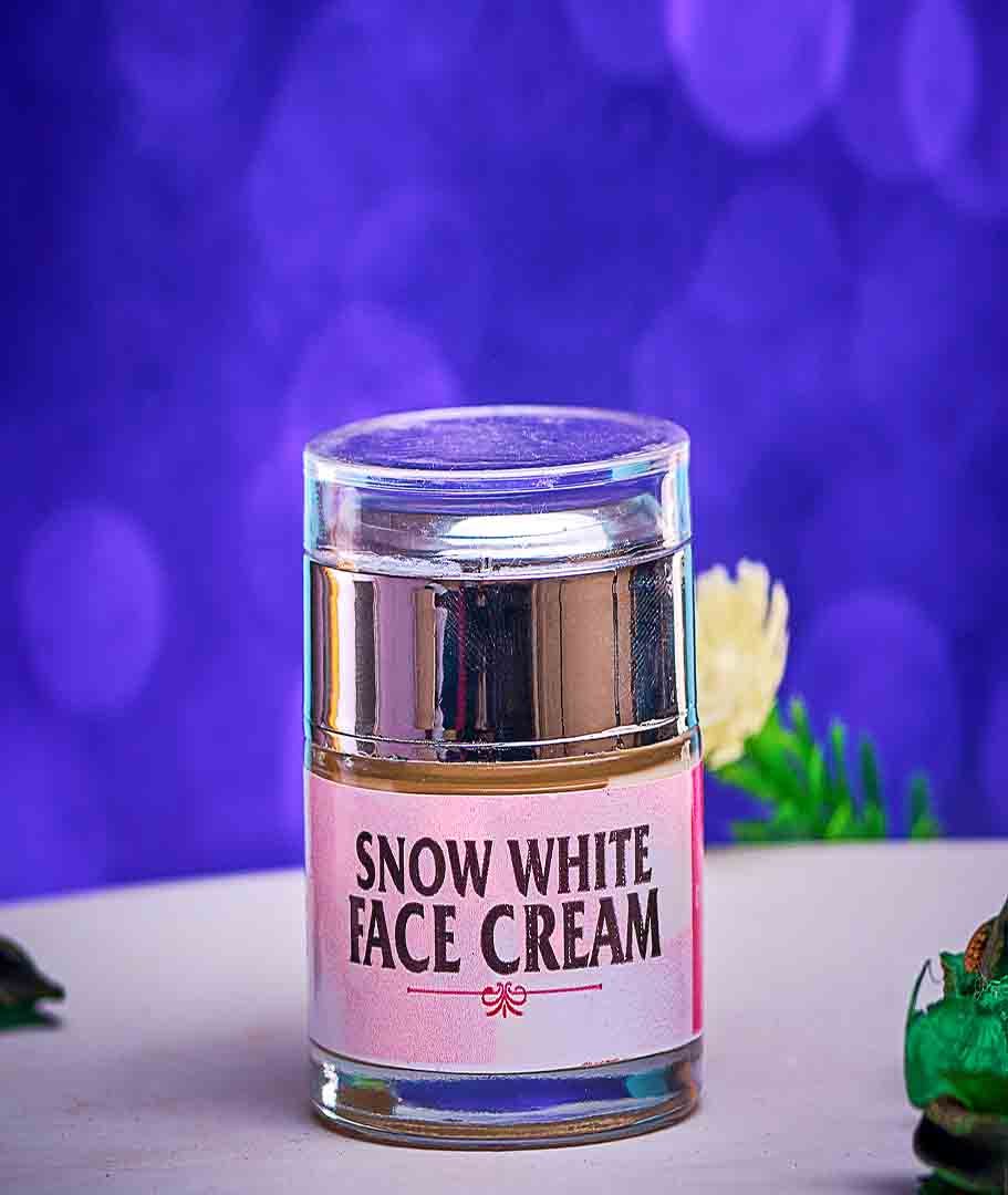 Product Details: SNOW WHITE FACE CREAM